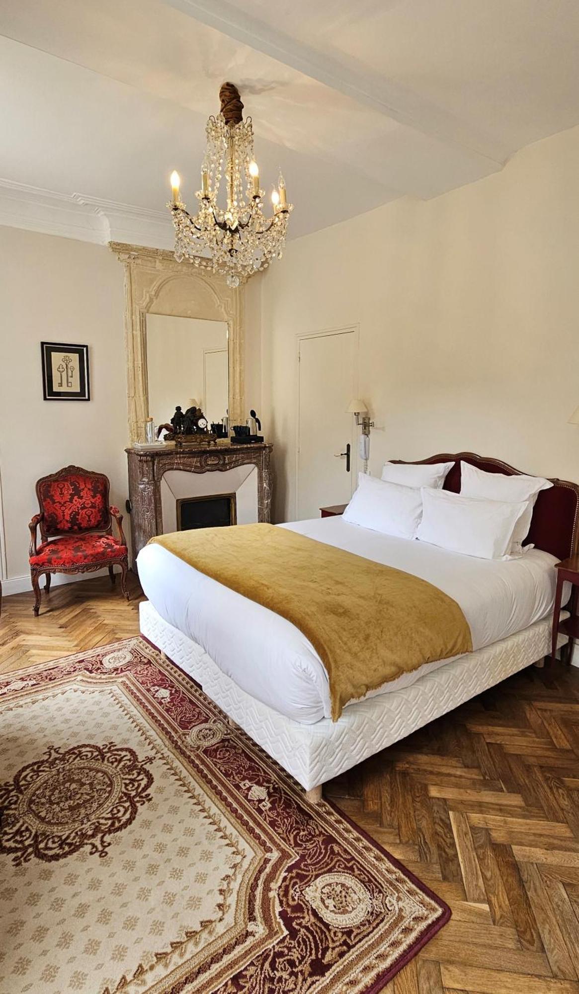 Le Tardif, Noble Guesthouse 바이외 외부 사진